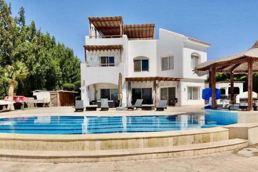 Buy Villa in El Gouna For Sale - Twin Villa in El Gouna - El Gouna Villa - Properties In El Gouna - Villa in El Gouna - Resale In El Gouna.