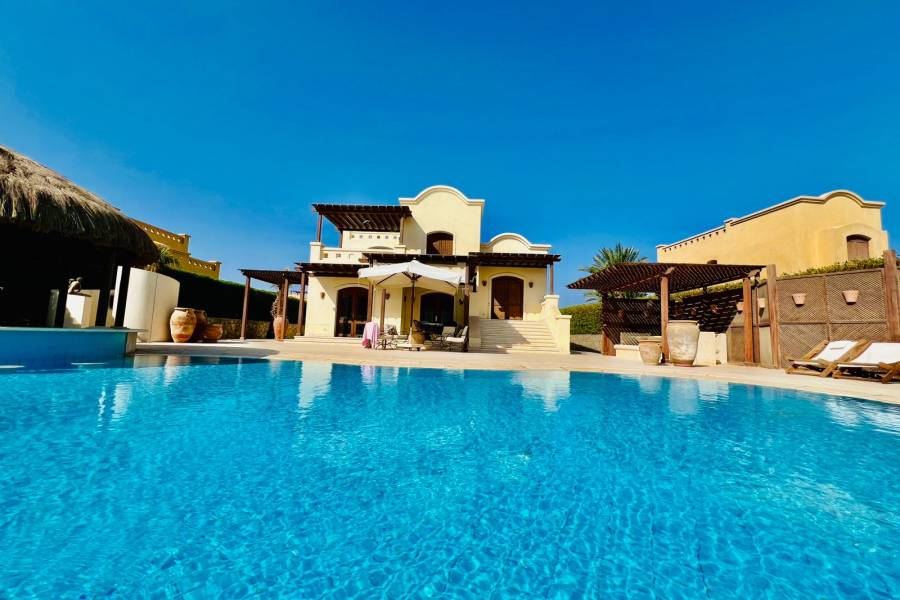 Villa In El Gouna - For Sale In El Gouna - West Golf Villa El Gouna